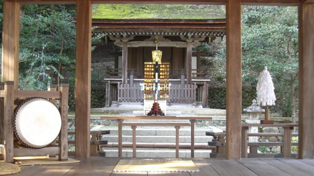月読神社とは？京都最古級の歴史と「月」の神秘に包まれた聖域